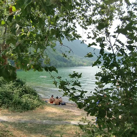 مزرعة للإقامة Agriturismo Cascina Marinona Induno Olona