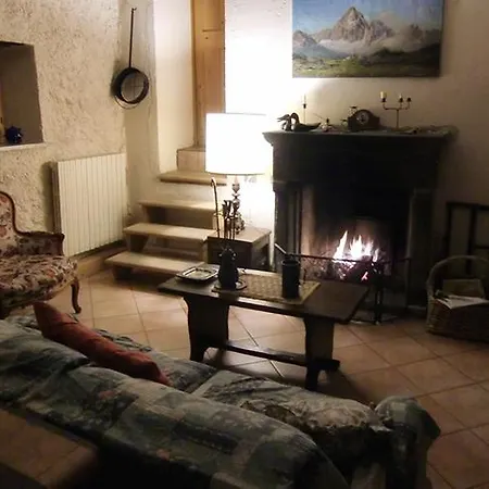Agriturismo Cascina Marinona בית חווה